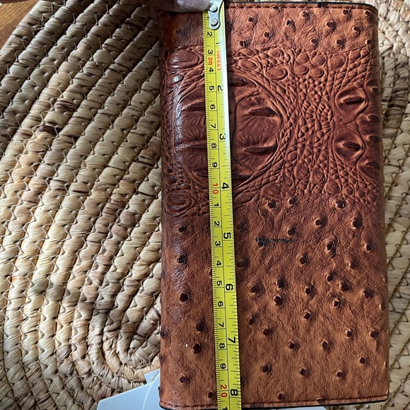 Vegan Leather Clutch Organizer Wallet - NWT - Picture 4 of 5